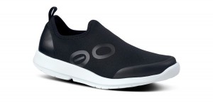 White / Black Oofos OOmg Sport Low Shoe | 47YSBEQFG