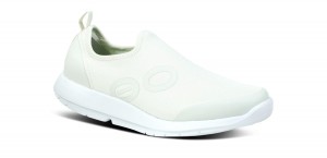 White / Grey Oofos OOmg Sport Low Shoe | 21AJBVMTH