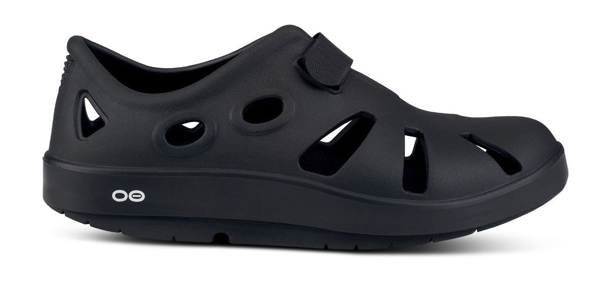 Black Oofos OOcandoo Sandal | 84ZRJBANV