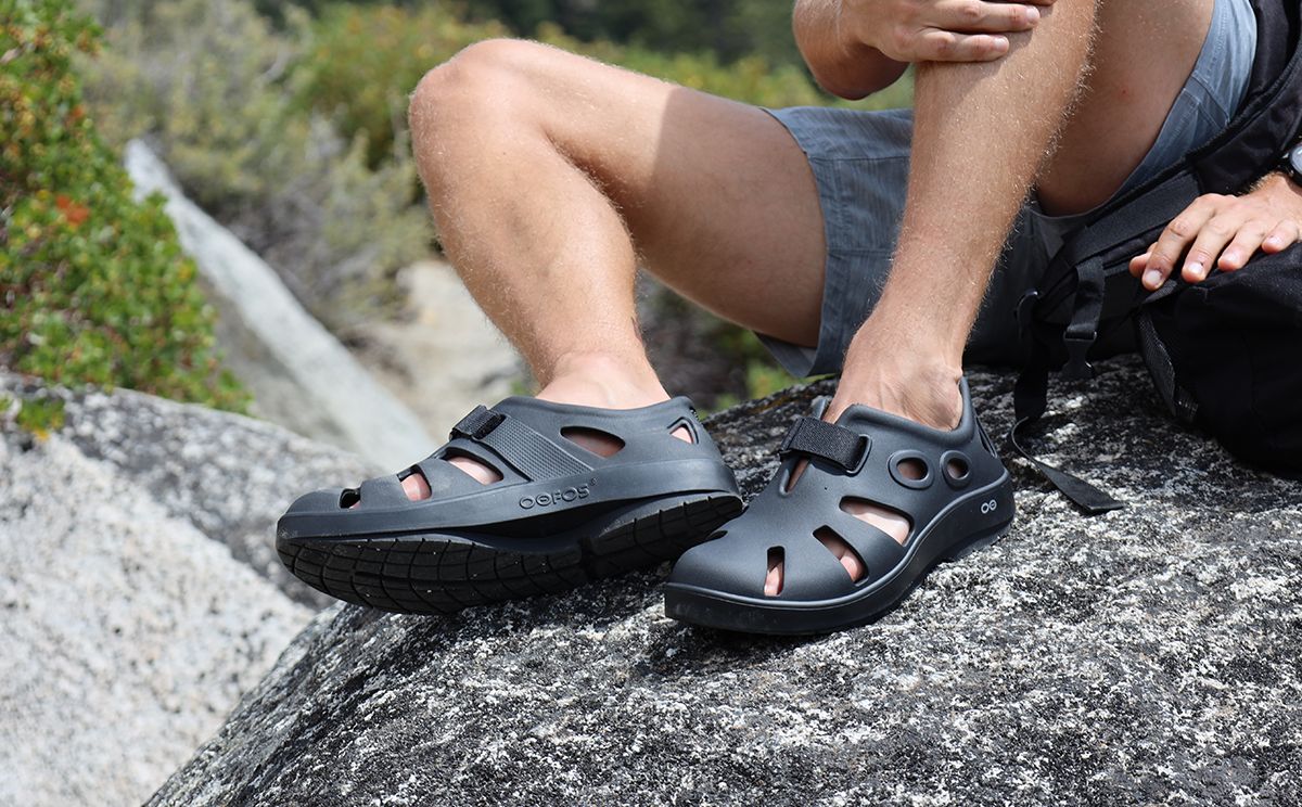 Black Oofos OOcandoo Sandal | 96UMDYGRL