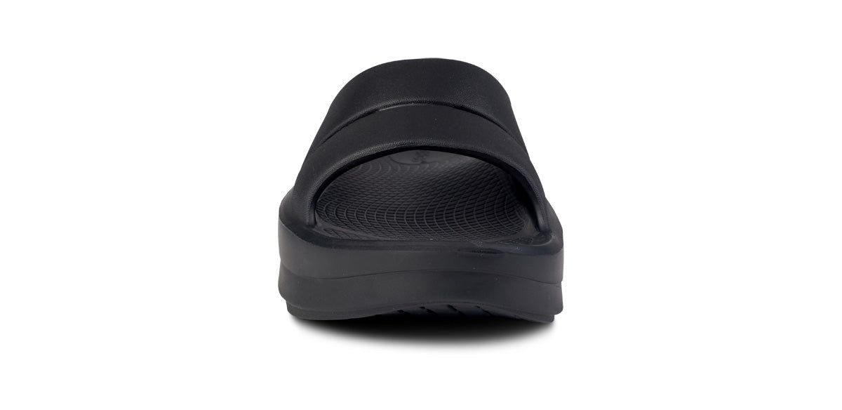 Black Oofos OOmega OOahh Sandal | 51ZWVMCRQ