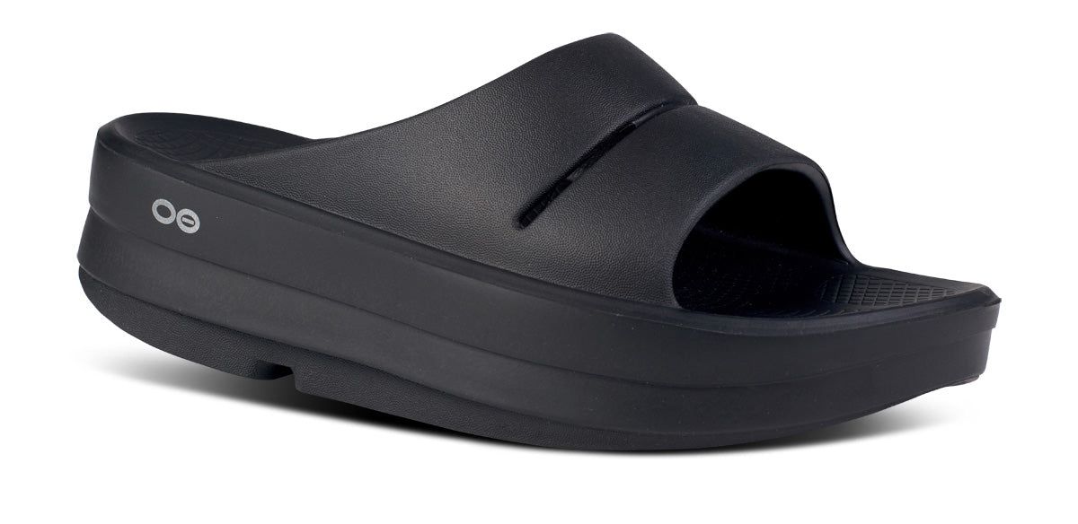 Black Oofos OOmega OOahh Sandal | 51ZWVMCRQ