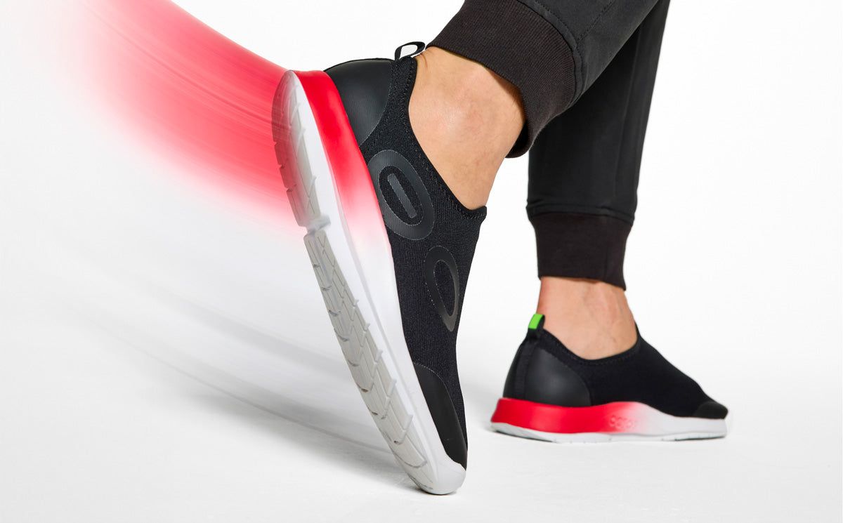 Black Oofos OOmg Sport Low Shoe | 07GUXCBDN