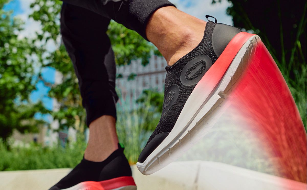 Black Oofos OOmg Sport Low Shoe | 07GUXCBDN