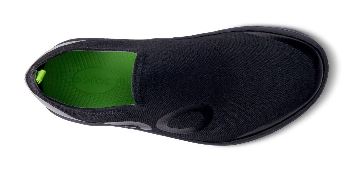 Black Oofos OOmg eeZee Low Shoe | 01TMLXYSN