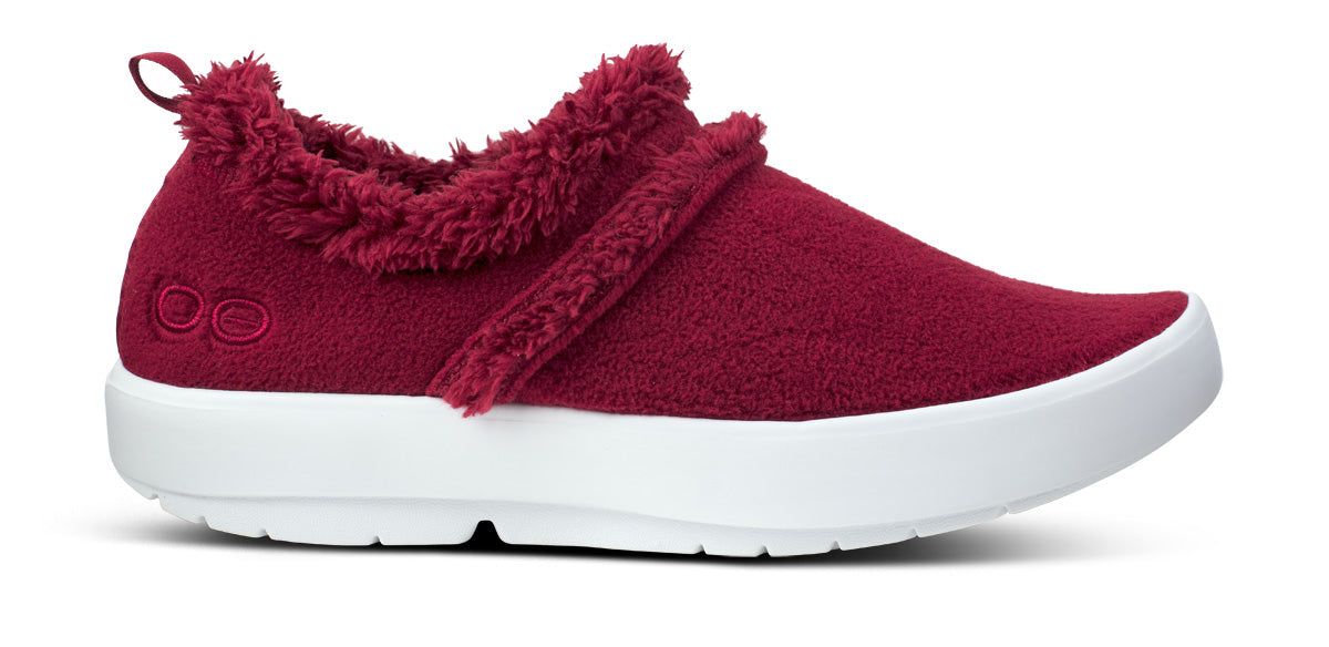 Dark Red Oofos OOcoozie Low Shoe | 57FLREXCA