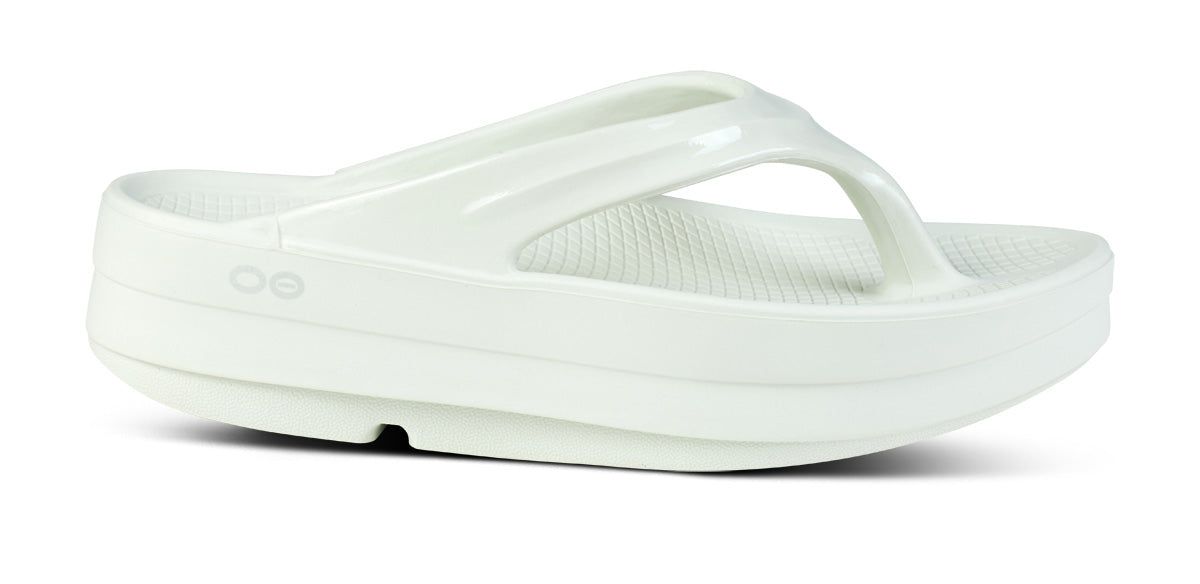 Grey Oofos OOmega OOlala Sandal | 70YCSMZDI
