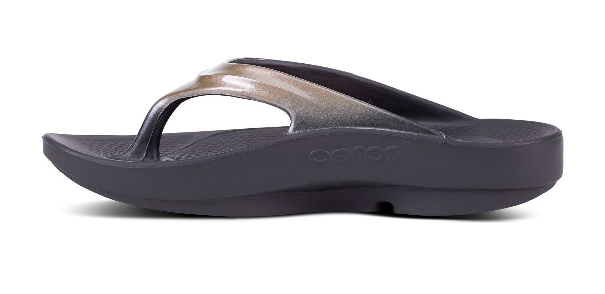Latte Oofos OOlala Luxe Sandal | 81GADENLV