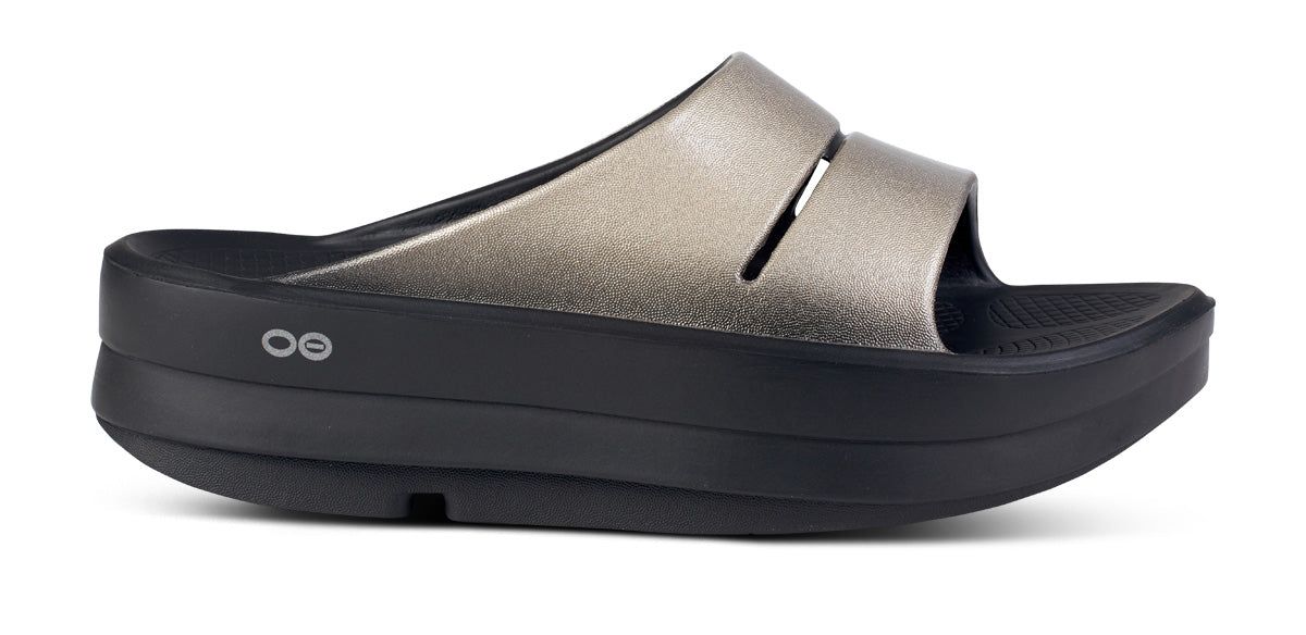 Latte Oofos OOmega OOahh Luxe Sandal | 29MGBPATL