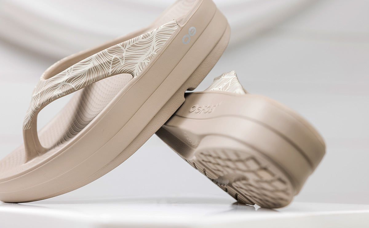 Nomad Athena Oofos OOmega OOlala Limited Sandal | 14NRVLHPQ