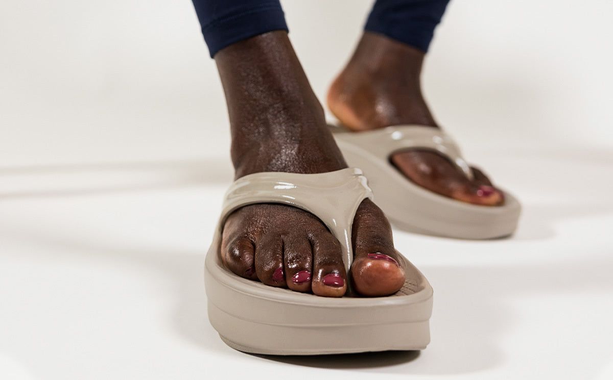 Nomad Oofos OOmega OOlala Sandal | 20WIGHZCR
