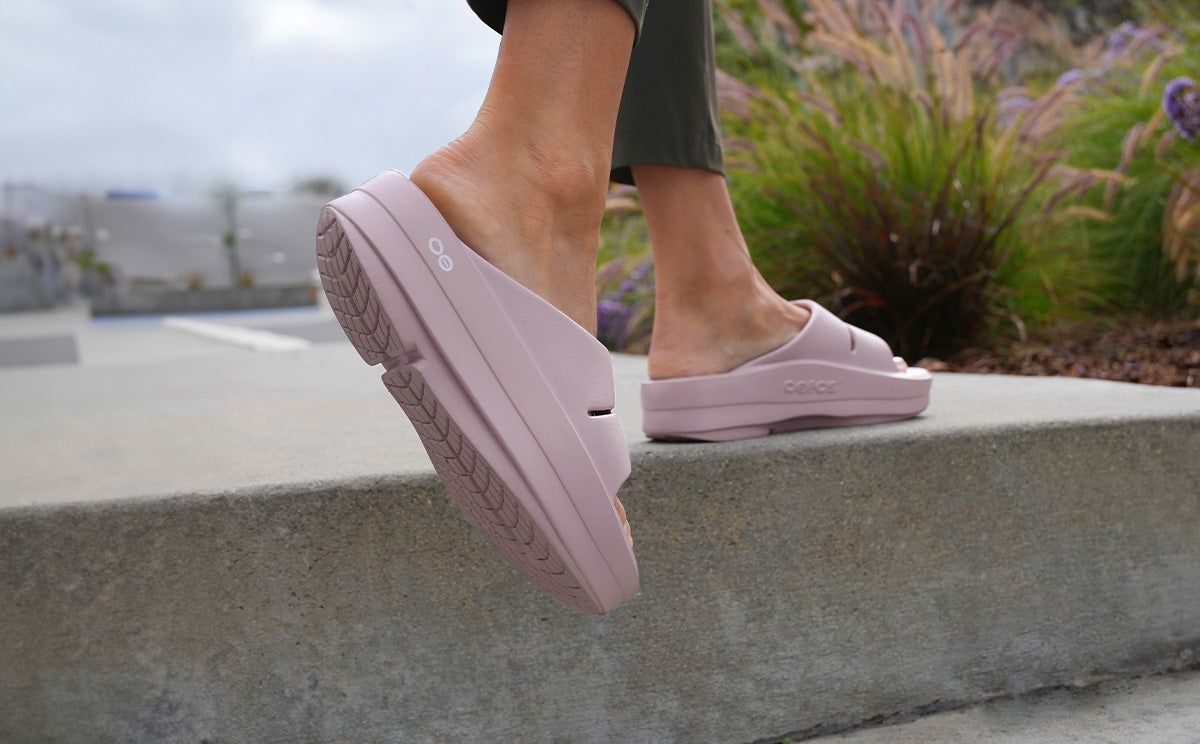 Stardust Oofos OOmega OOahh Sandal | 13HPJLEBQ