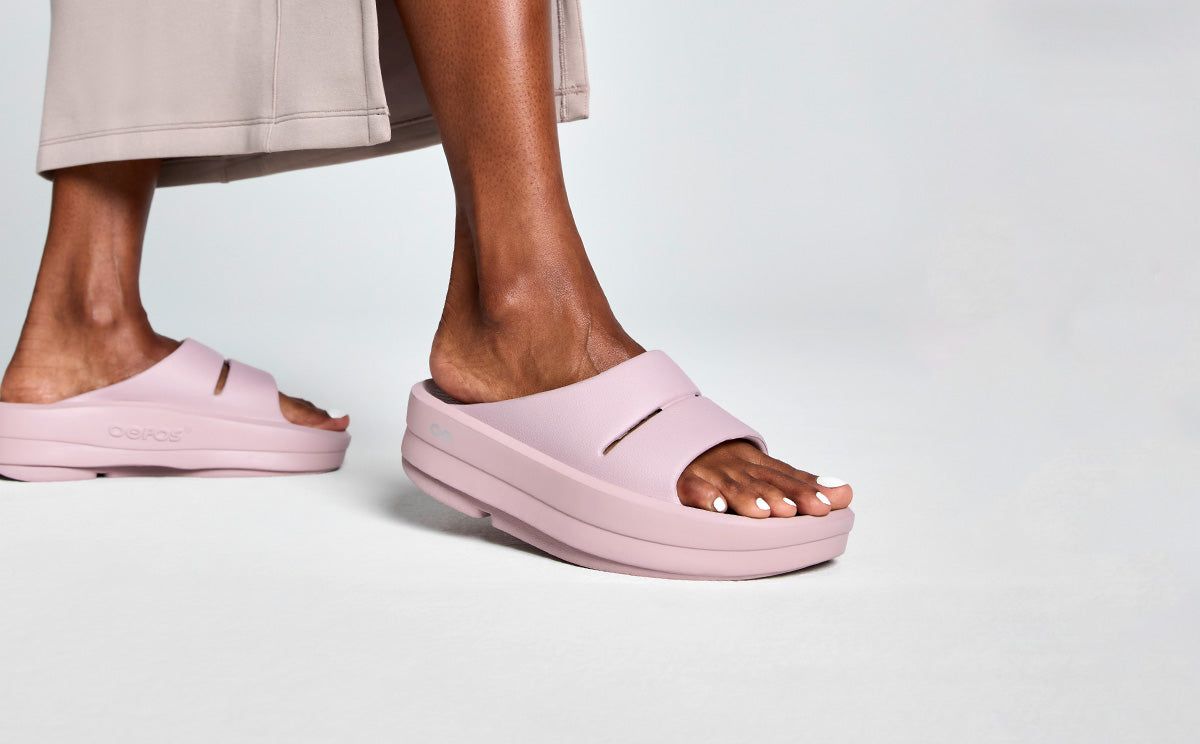 Stardust Oofos OOmega OOahh Sandal | 13HPJLEBQ