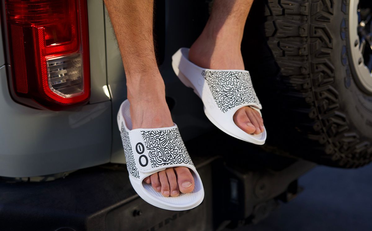 White Oofos OOahh Sport Flex Sandal | 01LTGHQUW