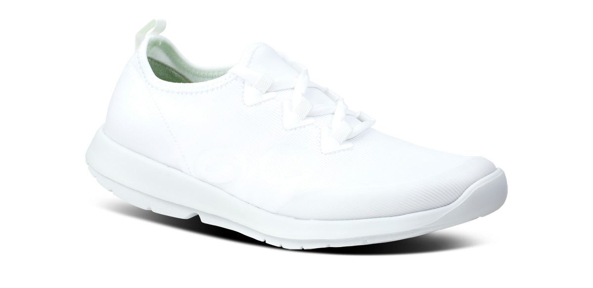White Oofos OOmg Sport LS Low Shoe | 01FRIMOKT
