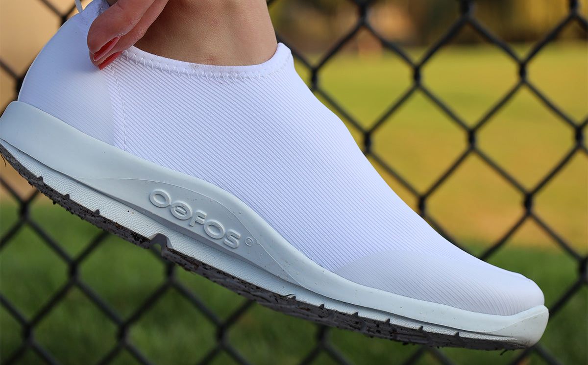 White Oofos OOmg Sport Low Shoe | 60PFBGVNH
