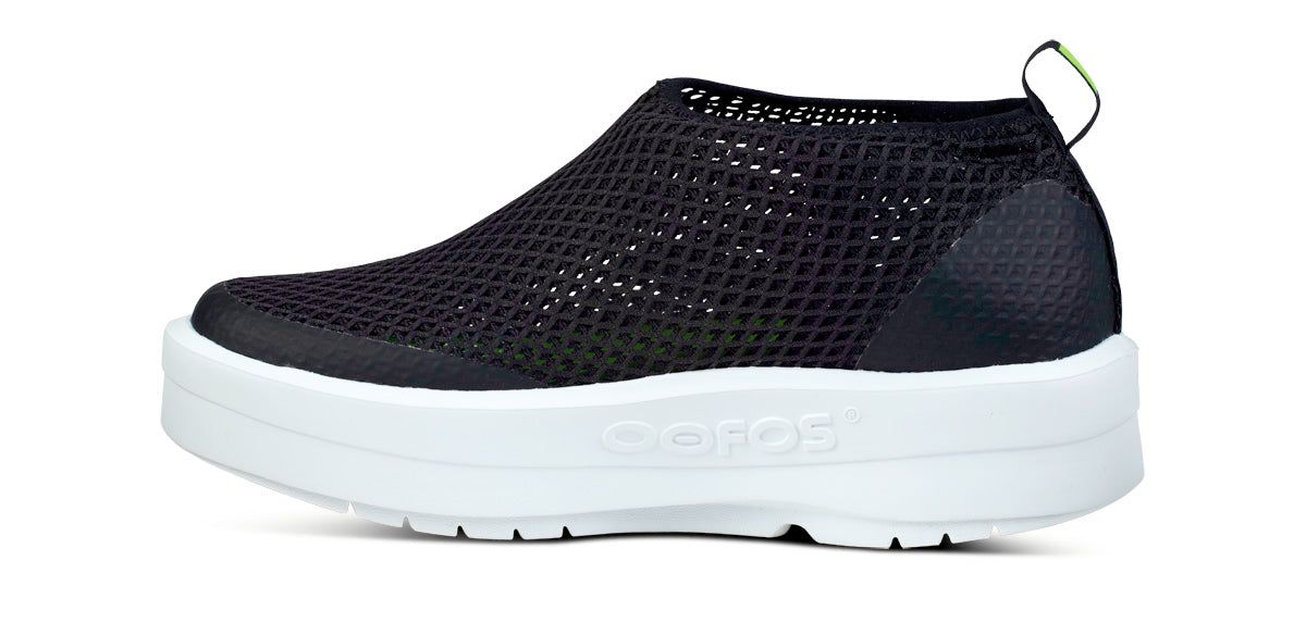 White / Black Oofos OOmega Chukka Shoe | 48QFUEMYN