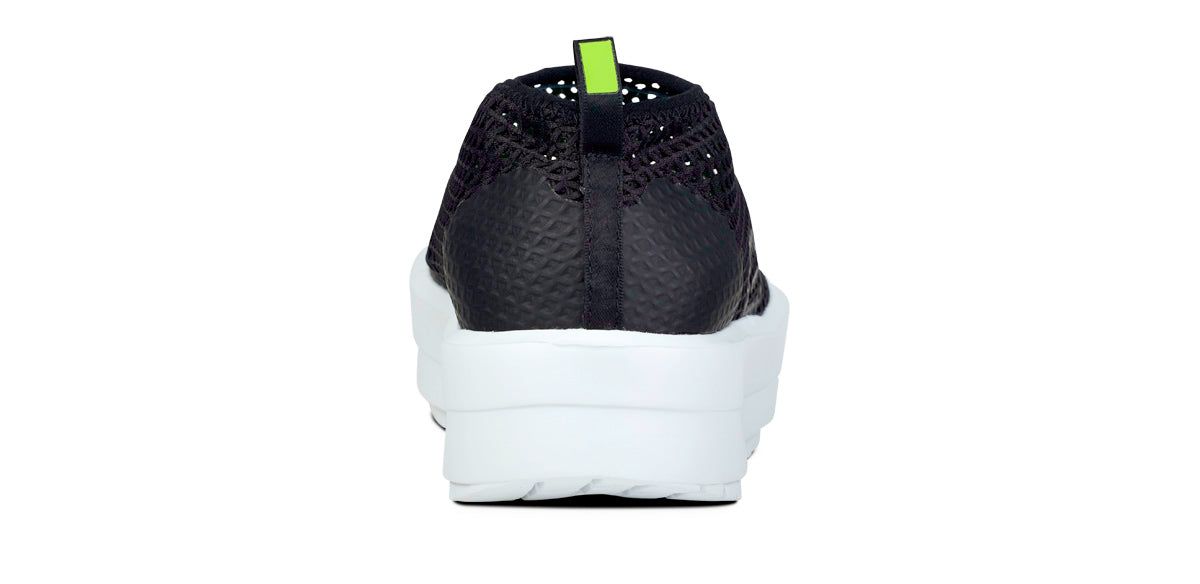 White / Black Oofos OOmega Chukka Shoe | 48QFUEMYN