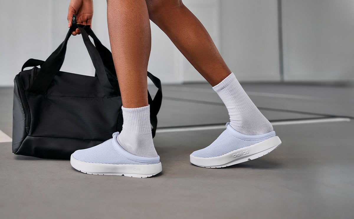 White / Purple Oofos OOcoozie Sport Mule | 27RVIGYBU
