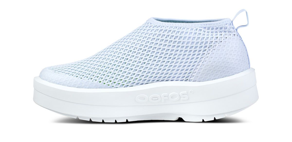 White / Purple Oofos OOmega Chukka Shoe | 71LCGUMPD