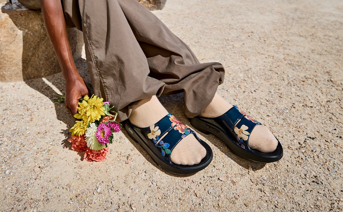 Wild Flora Oofos OOahh Limited Slide Sandal | 63VRYOENQ